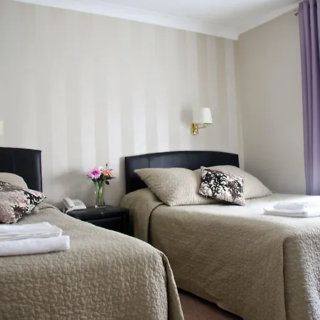 Egans House Penzion 3*