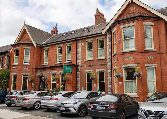 이건즈 하우스 3*