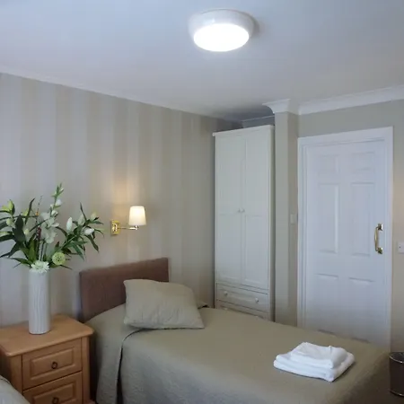 Egans House בית הארחה