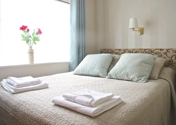 Egans House 3* Dublin